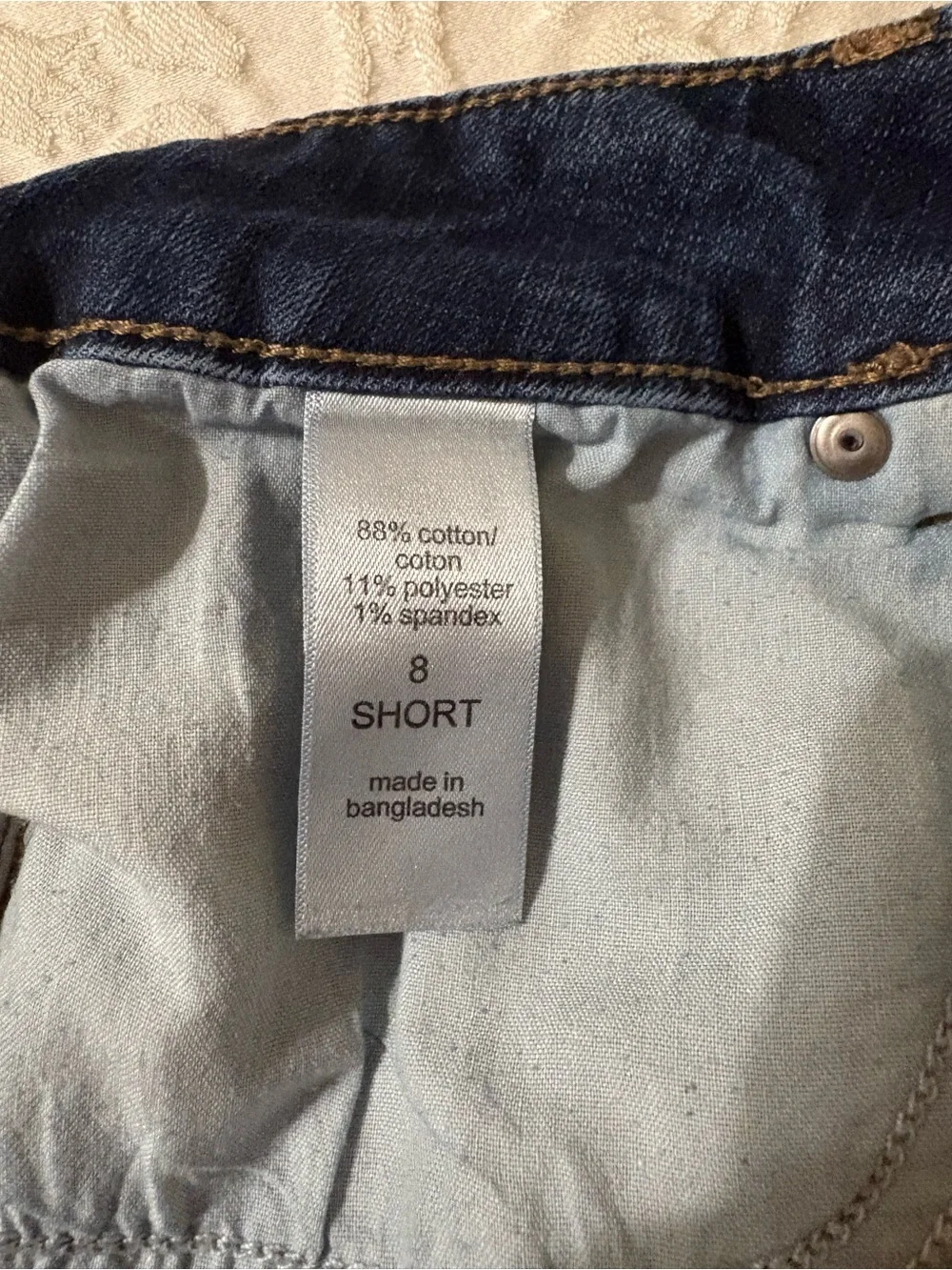 Women’s Straight Leg Jeans in Dark Blue -